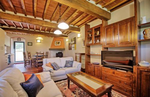 Loro Ciuffenna House | Villa Morandi by PosarelliVillas