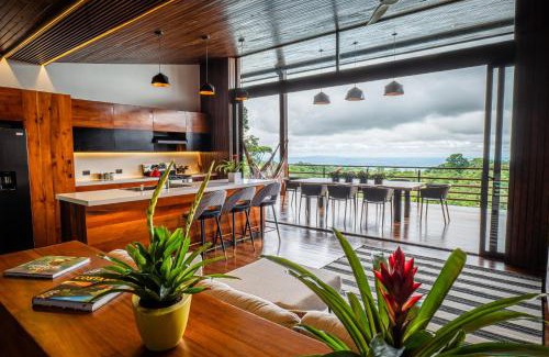 Guacimo Villa | Villa Morpho - Luxury Jungle House at Ecolirios Green Community