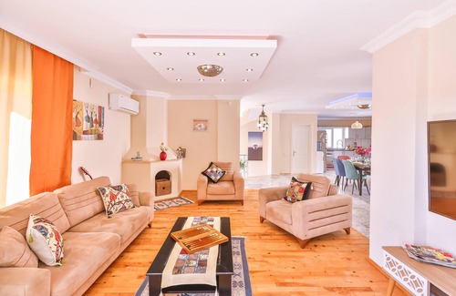 Kalkan Villa | VILLA MYSTIC Colourful 5br/6bth Prvt Pool-Garden & Sea Views