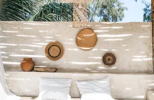 Kiwengwa Villa | Villa Nakupenda with Pool and Ocean view