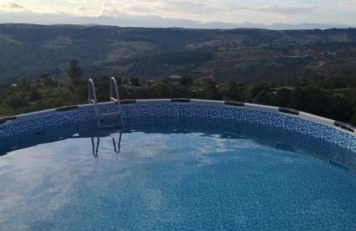 Curiti Villa | Villa Namaste - Cabaña Excélsior