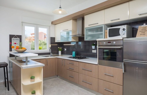 Kastel Sucurac Villa | Villa Navigare with Swimming Pool