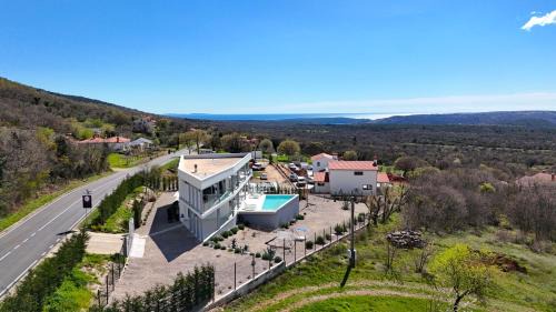 Brgod Villa | VILLA NAVIS