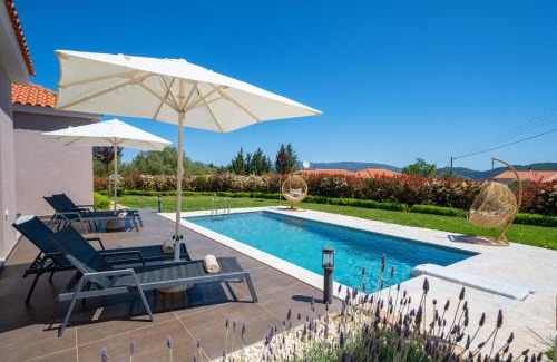 Sami Villa | Villa Nectar by Villa Plus