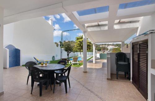 Urbanizacao dos Calicos Villa | Villa Neves