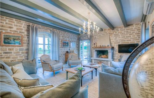 Korenici House | Villa Nevia