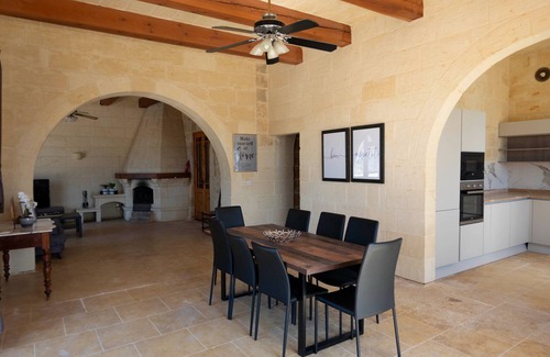 Qala Apartment | Villa Nirvana 4 bedroom villa with a large outdoor area and private pool