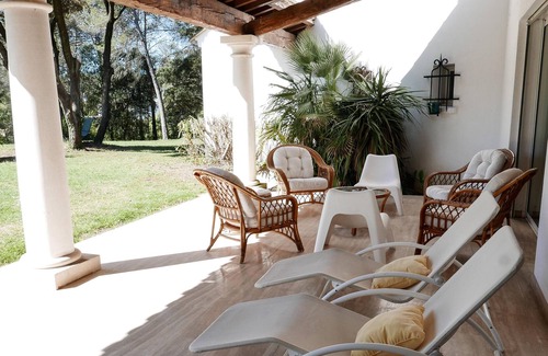 Saint-Clement-de-Riviere House | villa of character in a park of 7000m2 fenced with swimming pool