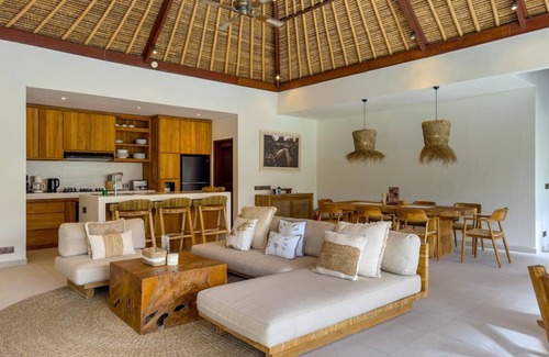 Dyanapura Villa | Villa Olive 3BR Private Pool VIlla by Villa Bugis