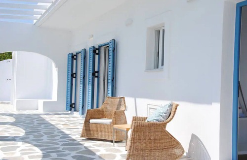 Leros Apartment | Villa Omega Guest House in Kokkali Beach Leros