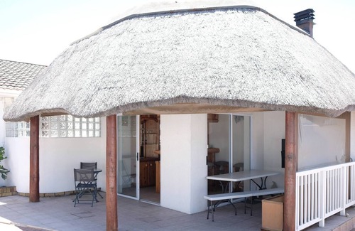 Bloubergstrand House | Villa on Flamingo Vlei 5BR