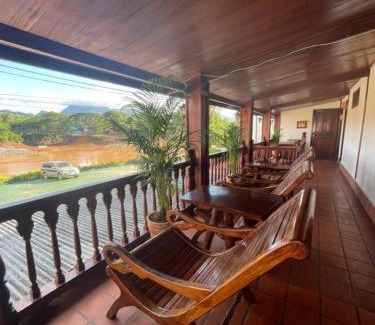 Luang Prabang Hotel | Villa ouis namkhan river