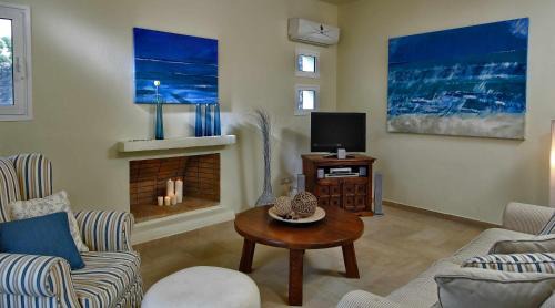 Istron Villa | Villa Ouranos our dream in blue and cream with seaview and pool