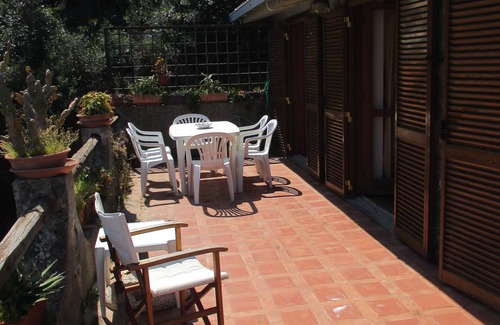 Ansedonia Villa | Villa overlooking the gulf just minutes from the sea