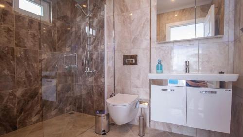 Uzumlu Villa | Villa Pırıltı