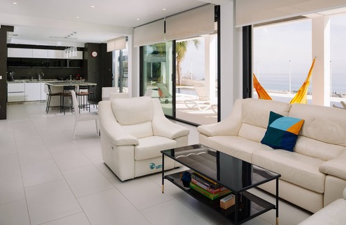 Pinares de San Anton Villa | Villa 'Palacio Nazari' with Private Pool, Wi-Fi and Air Conditioning