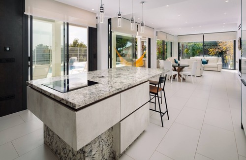 Pinares de San Anton Villa | Villa 'Palacio Nazari' with Private Pool, Wi-Fi and Air Conditioning