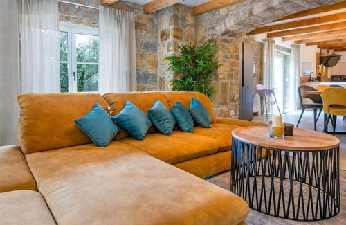 Kircija House | Villa Palazza (94438-K1) - Grdoselo, Pazin