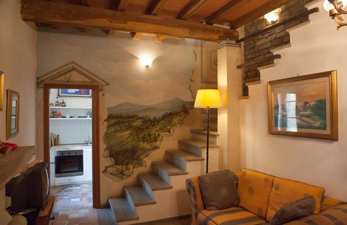 Greve in Chianti Apartment | Villa Panzalla Church