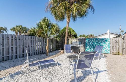 Biltmore Beach House | Villa Paradise, Pet Friendly