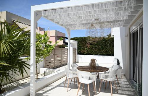 Pastida Villa | Villa Pastida - Private Pool & Jacuzzi & Central place