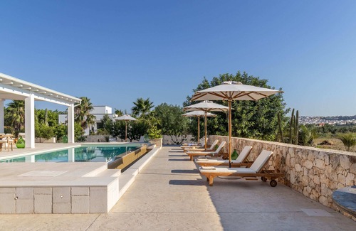 Parabita Villa | Villa Patty - Four Bedroom Villa, Sleeps 8