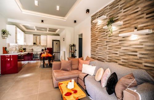 Gaitanion House | Villa Paulanelas - Nature Retreat Villa with Pool & Jacuzzi Offering Authentic Greek Hospitality By Villa Mana Gers