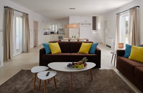 Stari Grad Villa | Villa Pharia with Pool VII