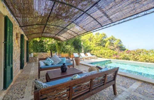 Deia Villa | Villa Picassa with sea view