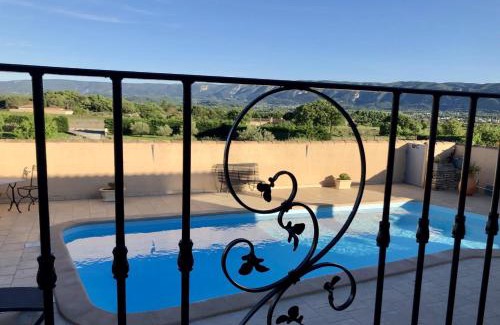 Cabrieres-d'Avignon Villa | Villa privée avec vue et piscine près de Gordes