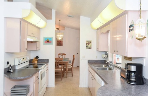 South Venice Villa | Villa, private Pool, 2 Miles from Manasota Beach, fenced Backyard, Pet friendly