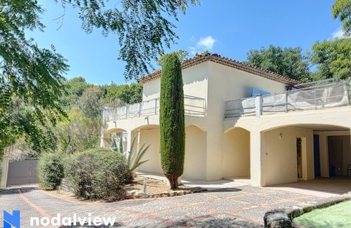 Saint-Vallier-de-Thiey Villa | Villa private pool sea view