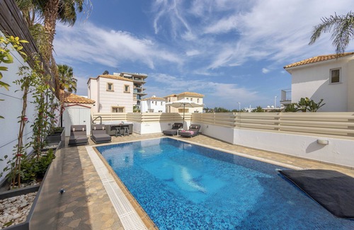 Protaras Villa | Villa Protaras View 6 Central Protaras -Fig Tree Bay-Jacuzzi-Hot Tub