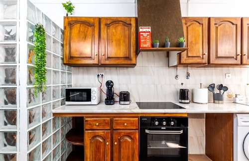 Gambia-Pontes-Alto da Guerra Villa | Villa 'Quinta Da Avó' with Private Pool, Wi-Fi and Air Conditioning