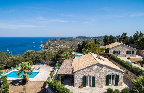 Magazia Villa | Villa Rachi