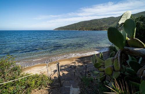 Naregno House | Villa Ray Beach