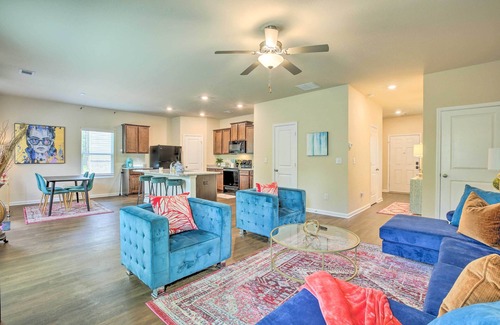 Villa Rica House | Villa Rica Retreat w/ Deck ~ 33 Mi to Atlanta