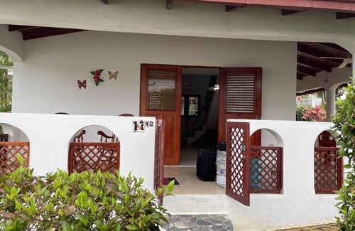 Puerto Bahia House | Villa Roció.ideal Para Canciones Familiares o Negocios.a Solo 8 Mn del Centro s