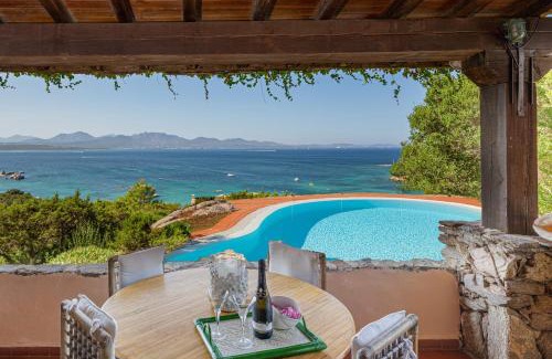 Li Cuncheddi Villa | Villa Romantica