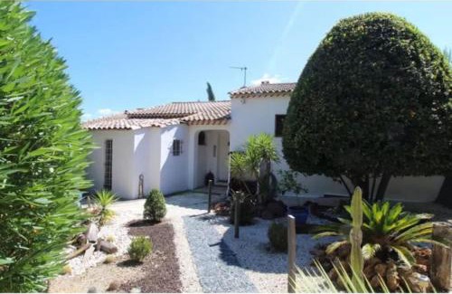 Trans-en-Provence Villa | Villa Romaquenti, Trans en Provence 137m2, 5 lits double, 10 personnes, piscine, terrain pétanque, jeu de fléchettes