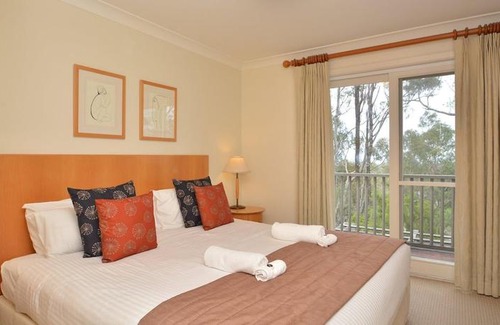 Pokolbin Villa | Villa Rose located within Cypress Lakes