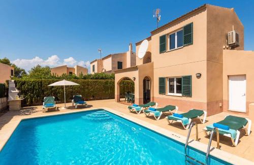 Cala en Blanes Villa | Villa Sans Bosch by Villa Plus