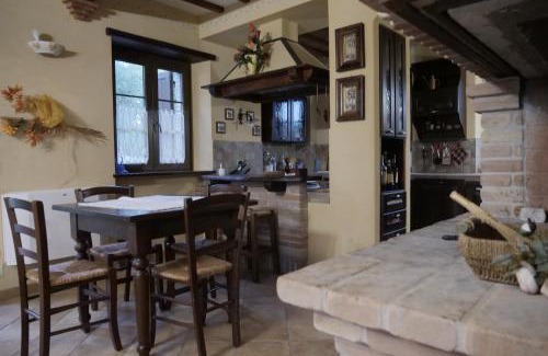 Monteluiano Apartment | Villa Sant' Andrea
