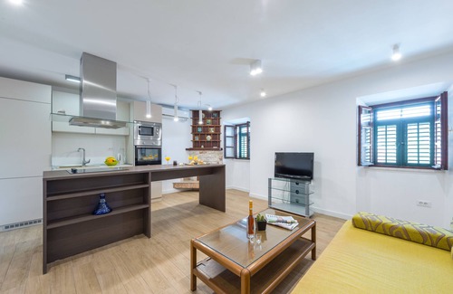 Lopud Island Villa | Villa Sarah - Five Bedroom Villa with Terrace and Swimming Pool