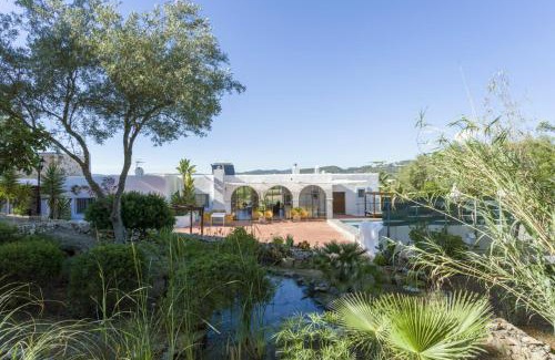 Puig d'en Valls Villa | Villa Savines is a luxury villa close to Ibiza Town and Playa Den Bossa