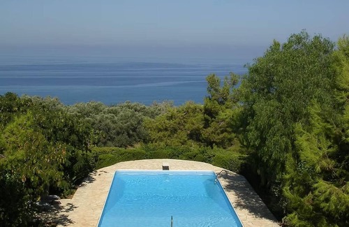Nea Dimmata Villa | Villa Sea Pines - Three Bedroom Villa, Sleeps 10