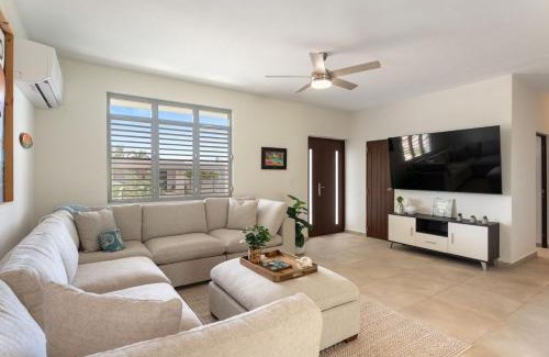 Maleza Baja House | Villa Serena Luxury Home with Private Pool- close to BQN