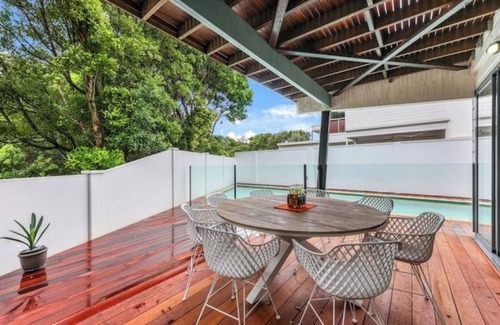 Casuarina House | Villa Serenity: 6BR Casuarina Beach Home w/Pool