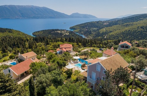 Tselendata Villa | Villa Serenity sleeps 9!