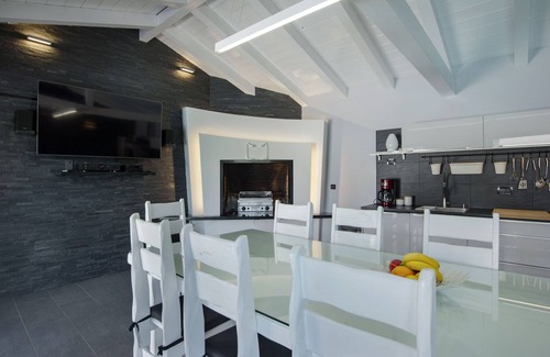 Koromacno Villa | Villa Shanti with 4 apt—surrounded by tranquility, nature and Adriatic Sea